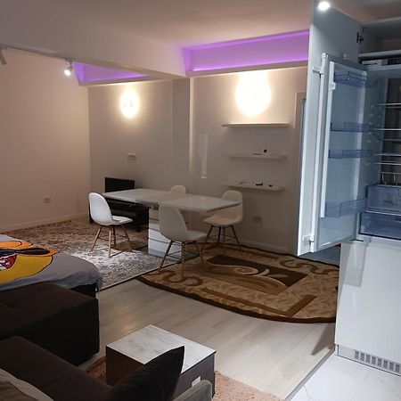 Appartement Myky Mouse Nu Primesc Santieristi Si Petrecareti à Bucarest Extérieur photo